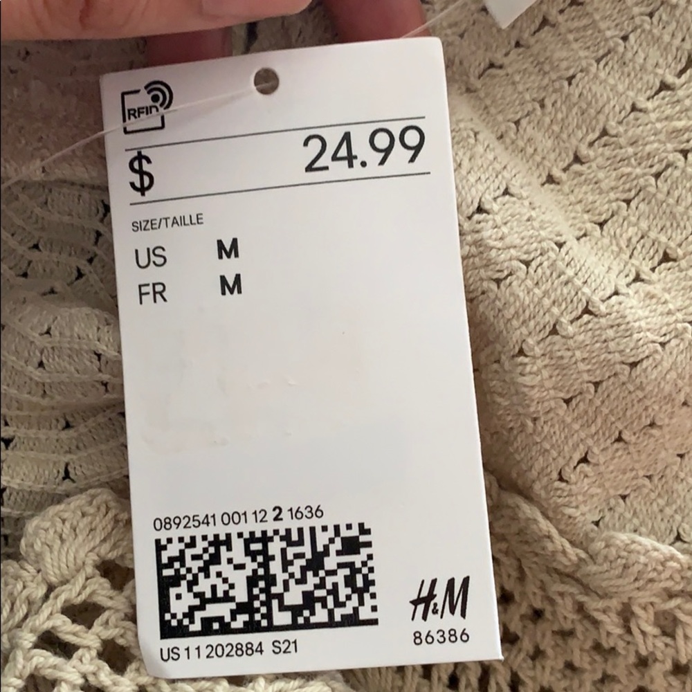 Crocheted beige top NWT - Picture 5 of 5